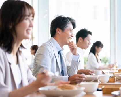 Images of company cafeteria and student cafeteria